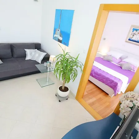 Alma Apartament *