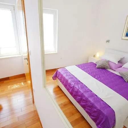 Alma Apartament *