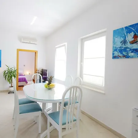 Alma Apartament Zadar